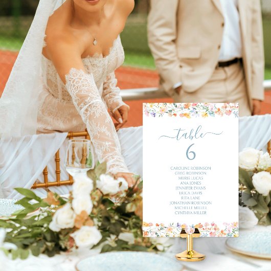 パステルカラーのカラフルな野の花の結婚式テーブルナンバー 招待状