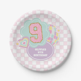 パステルカラーのヴァーシティ風パッチ 9歳の誕生日 ペーパープレート