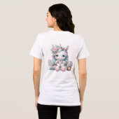 パステルカラーの可愛いユニコーンの人形と花かご トライブレンドＴシャツ (裏面全面)