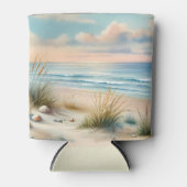 パステルカラーの海岸砂丘の水彩画 缶クーラー (正面)