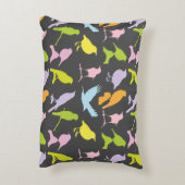 パステルカラーの鳥柄 アクセントクッション (裏面(縦))