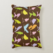 パステルカラーの鳥柄 アクセントクッション (正面(垂直))