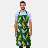 パステルカラーの鳥柄 エプロン (着用した状態)