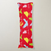 パステルカラーの鳥柄 ボディピロー (正面縦)