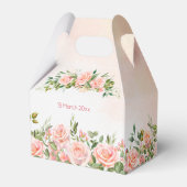 パステルクリーム赤面ピンクローズパーソナライズされた フェイバーボックス (裏面サイド)