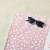 パステルグラディエントとスポットストライプ付きパーソナライズされた ビーチタオル (インサイチュ)