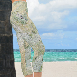 パステルグリーンのマルチカラー砂岩 カプリレギンス