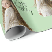 パステルグリーン&カスタム誕生日文字と写真 – ラッピングペーパー (ロールコーナー)