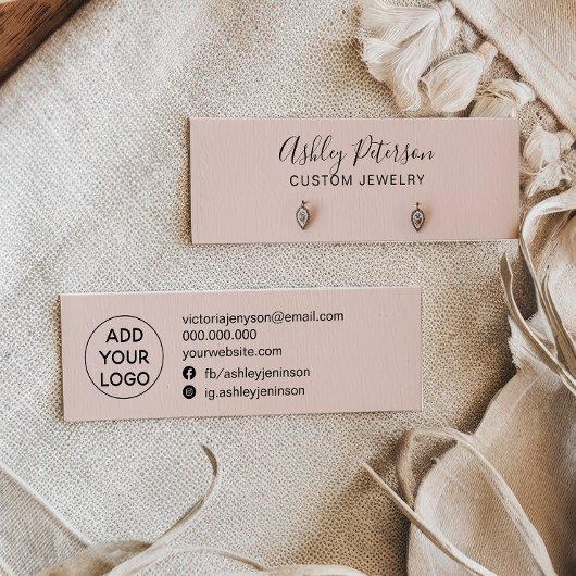 パステルシンプル赤面ピンクスタッズイヤリングディスプレイ