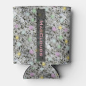 パステルジオロジロックテクスチャ(名前あり) 缶クーラー (正面)