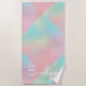 パステルスワール絞り染めかわいいピンクのティール(緑がかった色)イエローブロック ビーチタオル (正面)