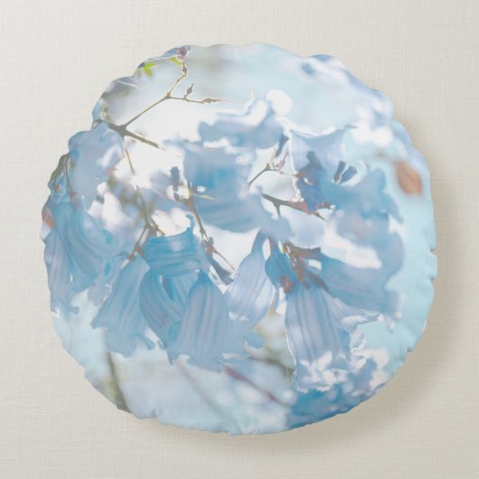パステルソフトブルージャカランダツリー花咲き ラウンドクッション (正面)