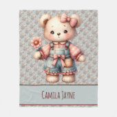 パステルテディベア持ち花付きオーバーオール フリースブランケット (正面)