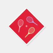 パステルテニスラケットとテニスボールを赤で スタンダードカクテルナプキン (角)