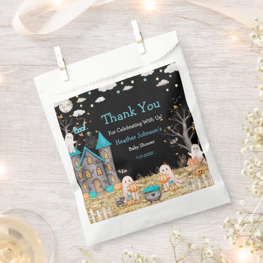 パステルハロウィーンリトルブボーイベビーシャワー フェイバーバッグ (クリップ留めされた状態)