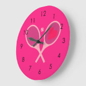 パステルハートテニスプレーヤーラケットピンクの少女 ラージ壁時計 (傾斜)