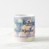 パステルバルーンハッピーバースデー名前をカスタムする コーヒーマグカップ (中央)