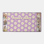 パステルパープルイエローキュートデイジー名写真コラージュ デスクマット (正面)