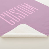 パステルパープル&ライトピンク | 編集可能モダン文字 シェルパブランケット (3/4)