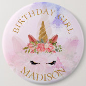 パステルピンクかわいらしフローラユニコーン誕生日ガール 缶バッジ (正面)