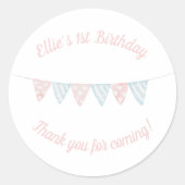 パステルピンクとブルーの誕生日バナ感謝していーナー ラウンドシール (正面)