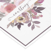 パステルピンクと紫のフローラ短パーソナライズされたい ショートテーブルランナー (コーナー)