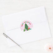パステルピンクのクリスマスタリーとプレゼント ラウンドシール (封筒)