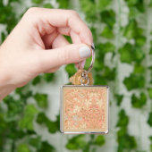 パステルピンクの花 キーホルダー (手)