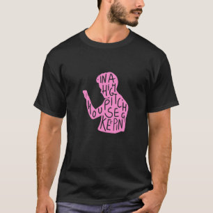 パステルピンクのJJsシルエットハウスキーピング引用文 Tシャツ