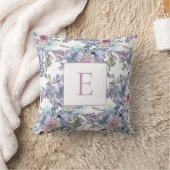 パステルピンクブルーパープルフラワーホワイトモノグラム クッション (ブランケット)
