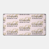 パステルピンクモノグラムパタースタイリッシュン金ゴールドブラック デスクマット (正面)