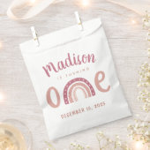 パステルピンクレインボーあなたの名前は1つの誕生日を変える フェイバーバッグ (クリップ留めされた状態)