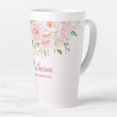 パステルピンクローズフラワーフローラ最高のザママ カフェラテマグ (右アングル)