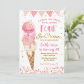 パステルピンク我々は4つのアイスクリームを叫ぶ4歳の誕生日 招待状 (スタンド正面)