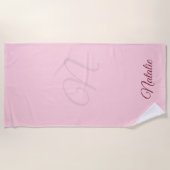 パステルピンク無地の色モノグラムの ビーチタオル (正面)