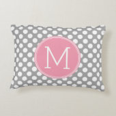 パステルピンク&グレー水玉模様スカスタムウィズモノグラム アクセントクッション (裏面)