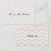 パステルピーチアンドクリームジオメトリック プレイスカード (正面/裏面)