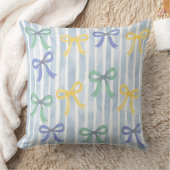 パステルブルーのリボンとボウの コテージ クッション (ブランケット)