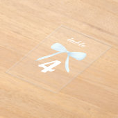 パステルブルーボウテーブル番号 アクリル招待状 (レイダウン)