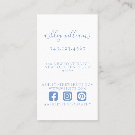 パステルブルーモノグラムプロフェッショナルフローラクレスト 名刺 (裏面)