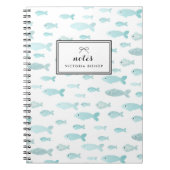 パステルブルー水彩魚の模様パーソナライズされた ノートブック (正面)