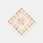パステルプレイド「2つの多くのおもしろい」第2の誕生日カスタム日 スタンダードカクテルナプキン (角)