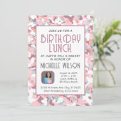 パステルマウヴ紙吹雪誕生日パーティーの招待 招待状 (スタンド正面)