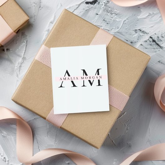 パステルミニマルピンクイニシャル&ステッパーソナライズされたカー スクエアシール