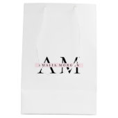 パステルミニマルピンクイニシャル&パーソナライズされた ミディアムペーパーバッグ (裏面)