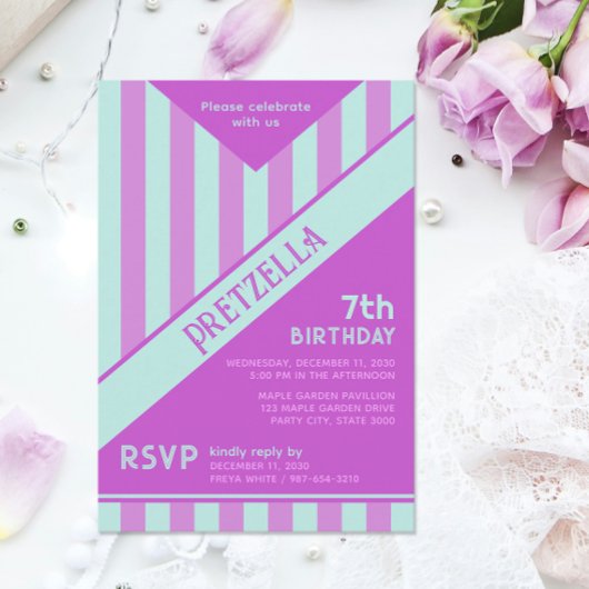 パステルモダンティール（緑がかった色）ピンクストライプ誕生日 招待状