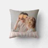 パステルモダンピンクファミリーフォトギフト クッション (裏面)