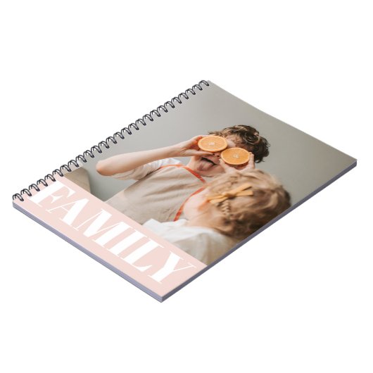 パステルモダンピンクファミリーフォトギフト ノートブック (左側)