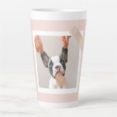 パステルモダンピンクフレーム |個人用の犬の写真 カフェラテマグ (正面)