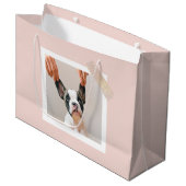 パステルモダンピンクフレーム |個人用の犬の写真 ラージペーパーバッグ (正面アングル)